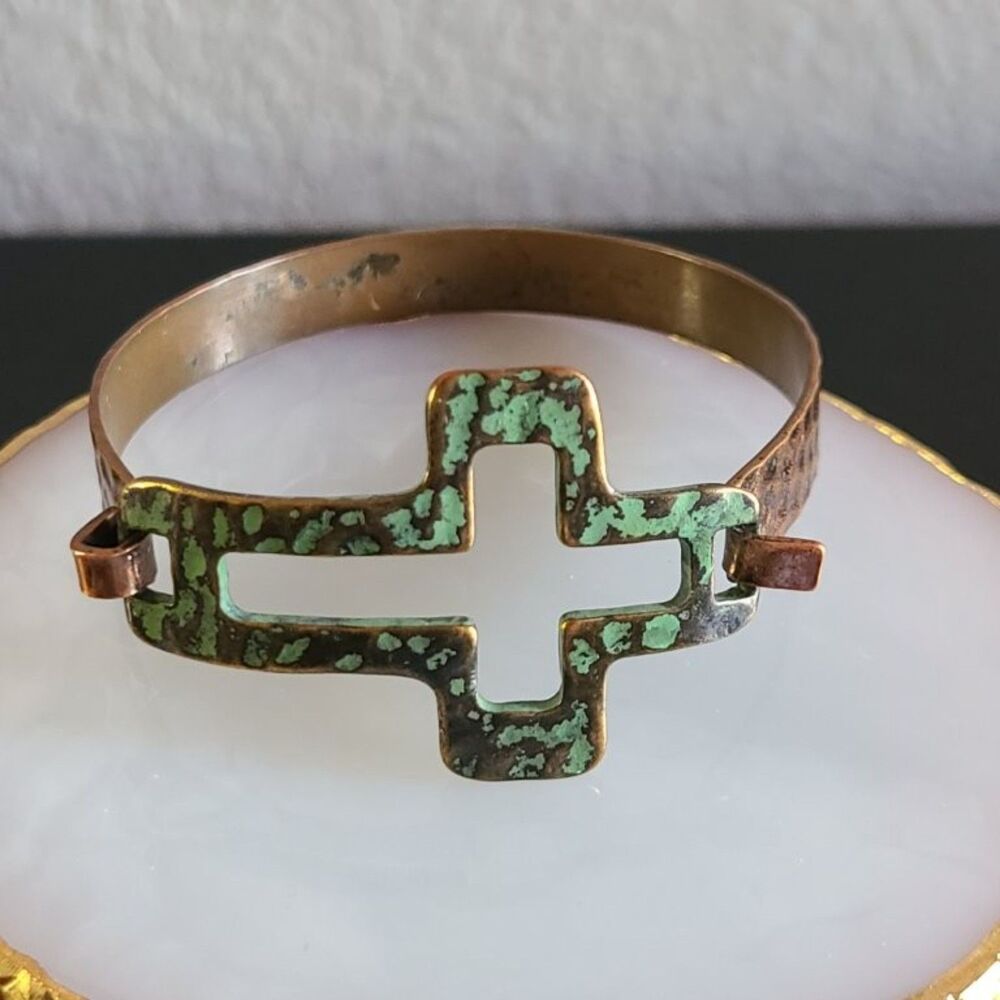 Copper Cross Bangle Bracelet Turquoise Patina Boho Southwestern 6.5 Inch